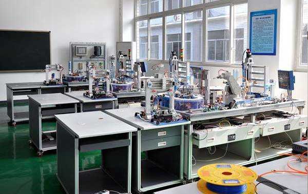 �C(j��)�һ�w�����g(sh��)�о���(n��i)��