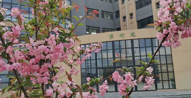 滕州新科職業(yè)高中學(xué)生公寓