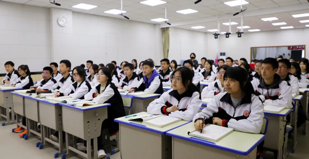 �f(w��n)�ܳ��(y��ng)�W(xu��)У�����O(sh��)��