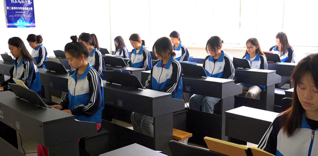 �H���r(sh��)�������W(xu��)У��ٽ���