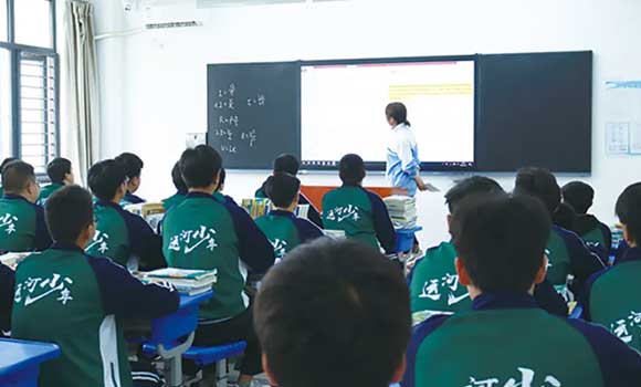 ���ƽ̲ď�(qi��ng)ᘌ���