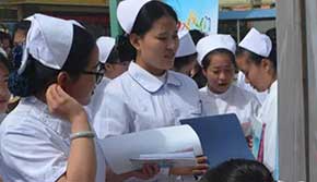 ���I(y��)����(y��ng)Ƹ